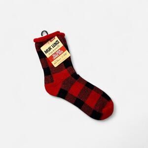 Muk Luks thick winter warm lounge socks red black plaid - fits shoe sizes 6-10